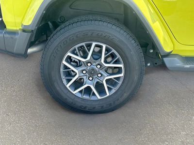 2024 Jeep Wrangler — photo 31 view