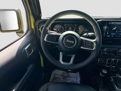 2024 Jeep Wrangler — photo 23 view
