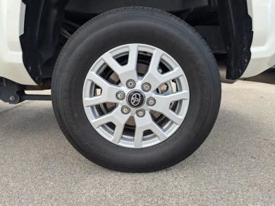 2024 Toyota Tacoma 2WD — photo 15 view