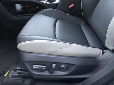2026 Toyota bZ - Photo 15