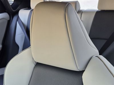 2026 Toyota bZ - Photo 16
