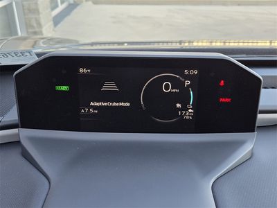 2026 Toyota bZ - Photo 10