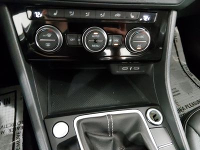 2024 Volkswagen Jetta - Photo 13