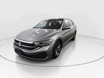 2024 Volkswagen Jetta - Photo 3
