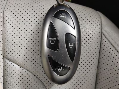 2025 Hyundai Elantra — photo 15 view