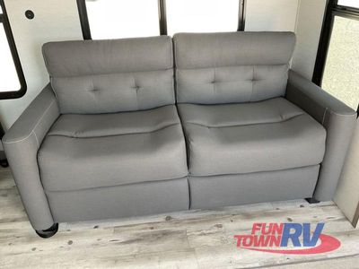 2025 Gulf Stream RV Yellowstone Ranch Edition - Photo 25