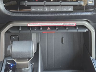 2025 Toyota Tundra - Photo 13