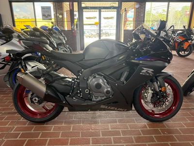 2026 Suzuki GSX-R600 - Photo 7