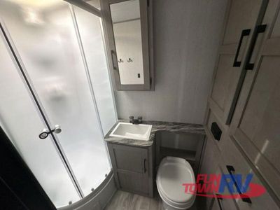 2022 Dutchmen RV Kodiak - Photo 16