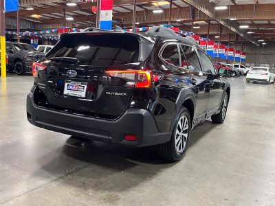 2023 Subaru Outback — detail view