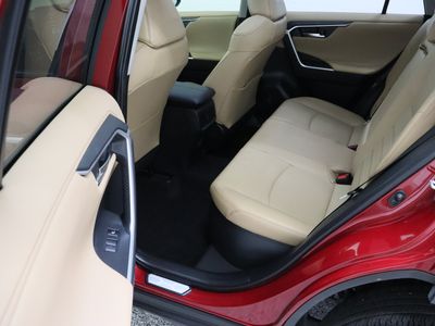2024 Toyota RAV4 AWD — photo 31 view