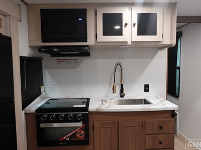 2026 Coachmen Apex Ultra Lite - Photo 7