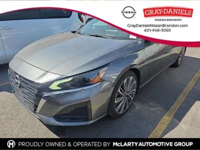 2024 Nissan Altima - Photo 1