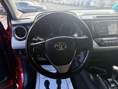 2017 Toyota RAV4 - Photo 8
