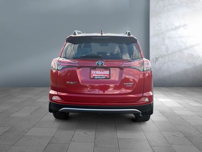 2017 Toyota RAV4 - Photo 4
