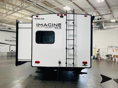 2026 Grand Design Imagine XLS - Photo 6