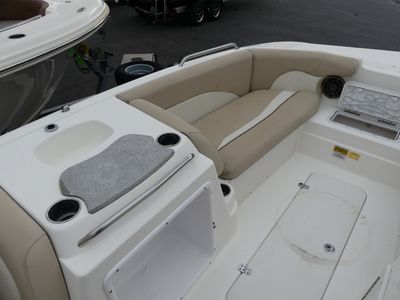 2017 NauticStar 203 SC - Photo 10