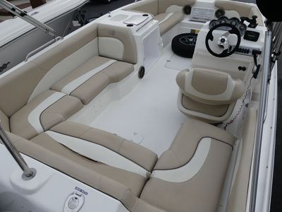 2017 NauticStar 203 SC - Photo 5