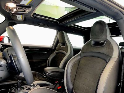 2023 MINI Hardtop 2 Door - Photo 20