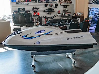 2026 Yamaha WaveRunners SuperJet - Photo 3