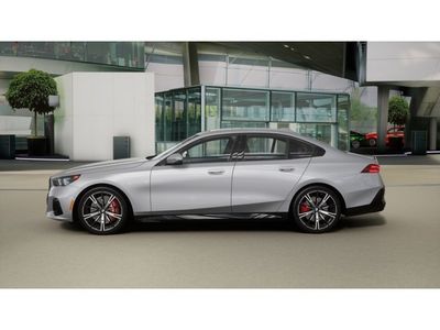 2026 BMW 5 Series - Photo 4