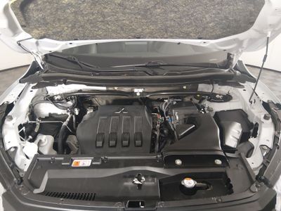 2024 Mitsubishi Eclipse Cross - Photo 9