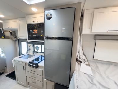 2026 Thor Motor Coach CHATEAU - Photo 12