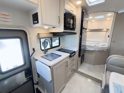 2026 Thor Motor Coach CHATEAU - Photo 7