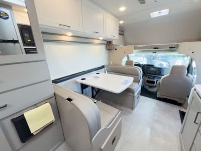 2026 Thor Motor Coach CHATEAU - Photo 13