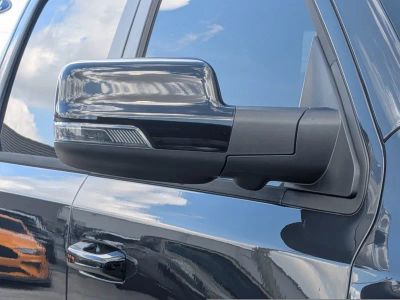 2025 Ram 1500 — photo 11 view