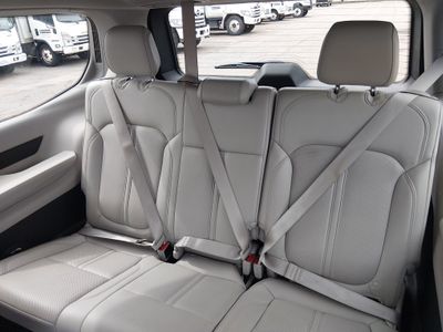 2024 Jeep Wagoneer - Photo 17