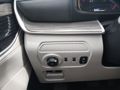 2024 Jeep Wagoneer - Photo 13