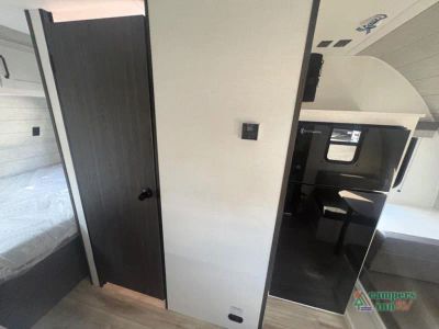 2027 Venture RV Campbound — photo 8 view