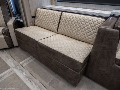 2027 Foretravel Realm Presidential Luxury Villa 7 (LV7) Bath & 1/2 - Photo 11