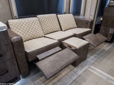 2027 Foretravel Realm Presidential Luxury Villa 7 (LV7) Bath & 1/2 - Photo 18