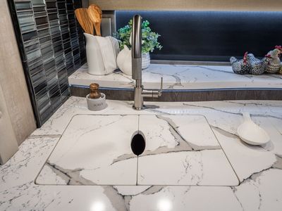 2027 Foretravel Realm Presidential Luxury Villa 7 (LV7) Bath & 1/2 - Photo 34