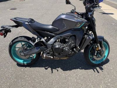 2024 Yamaha MT-09 — front three-quarter view
