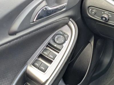 2022 Chevrolet Malibu — photo 16 view