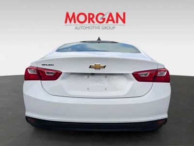2022 Chevrolet Malibu — side profile view