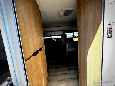 2026 Winnebago Thrive - Photo 3