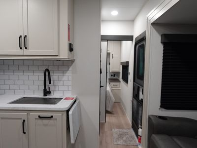 2026 Grand Design Momentum M Class — photo 10 view