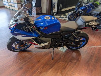 2026 Suzuki GSX-R600Z - Photo 6