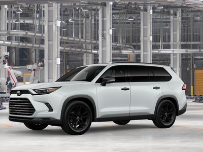 2026 Toyota Grand Highlander Hybrid - Photo 2