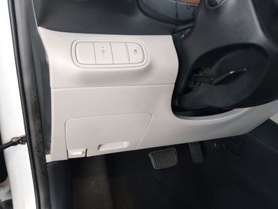 2024 Hyundai Venue — photo 13 view