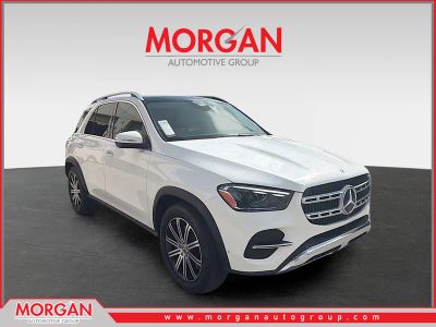 2024 Mercedes-Benz GLE 450 in White — front three-quarter view