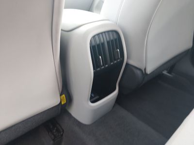 2025 Hyundai Kona — photo 15 view