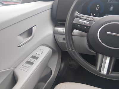 2025 Hyundai Kona — photo 18 view