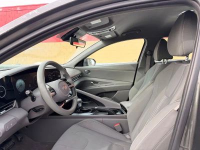 2024 Hyundai Elantra SEL - Photo 11