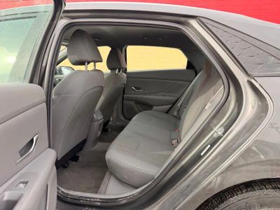 2024 Hyundai Elantra SEL - Photo 23
