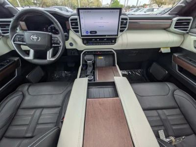2023 Toyota Tundra 4WD — photo 12 view
